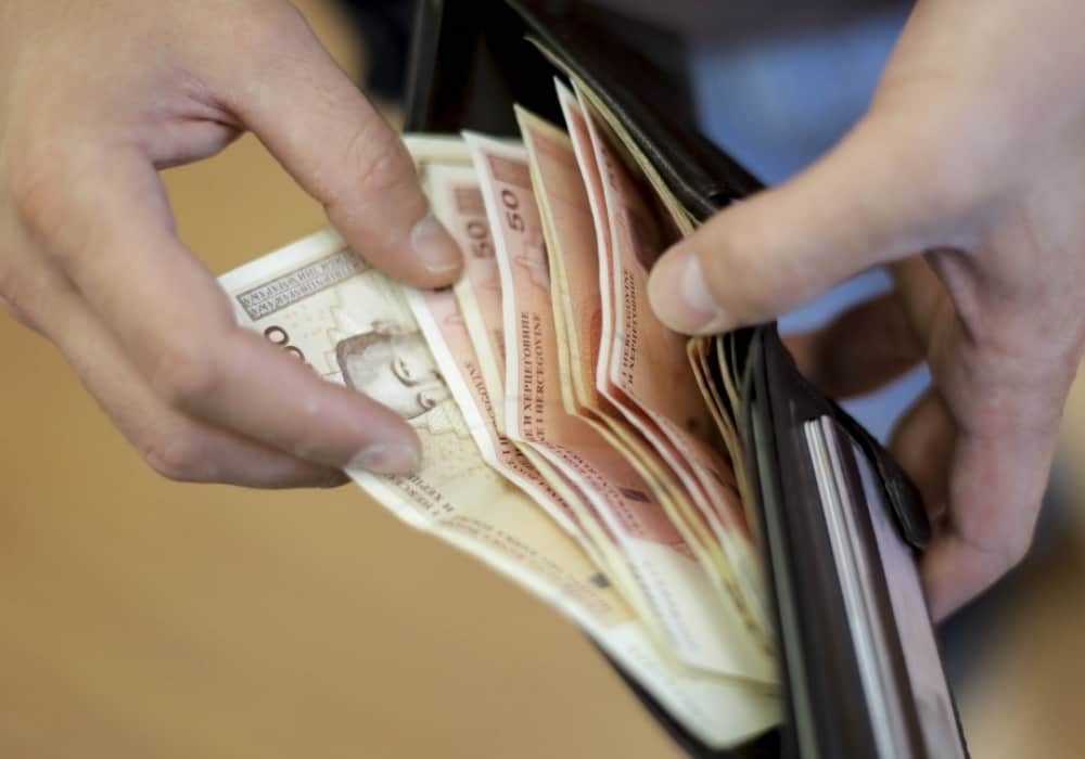 Read more about the article Povećanje minimalne plate u BiH: šta donosi usklađivanje za 2026. godinu